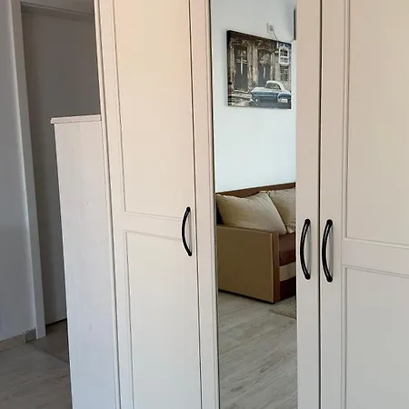 Prime Nest Apartment *